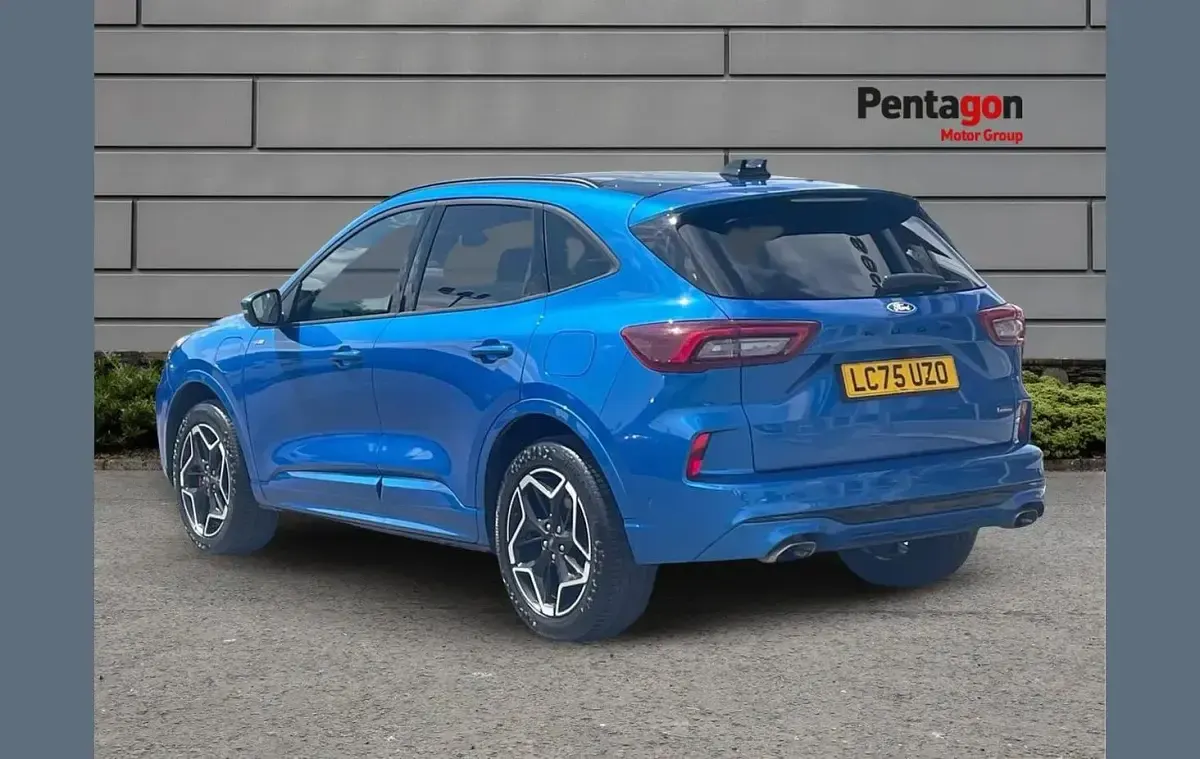 Used Ford Kuga ST-Line X 239 HP (175 kW) 2025 Blue SUV