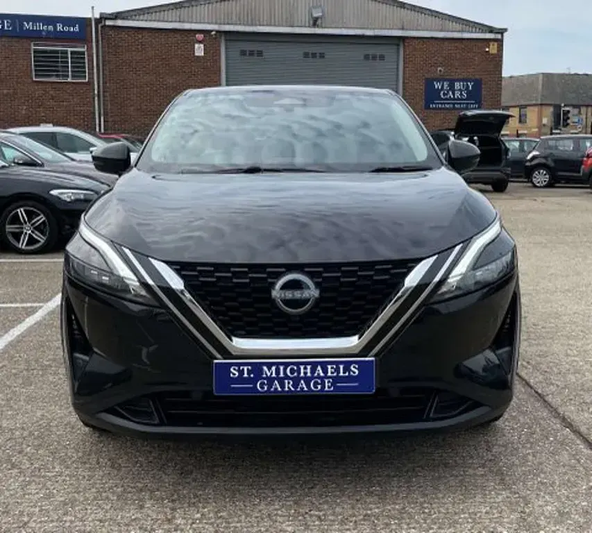 Used Nissan Qashqai Acenta Premium 2023 Black SUV