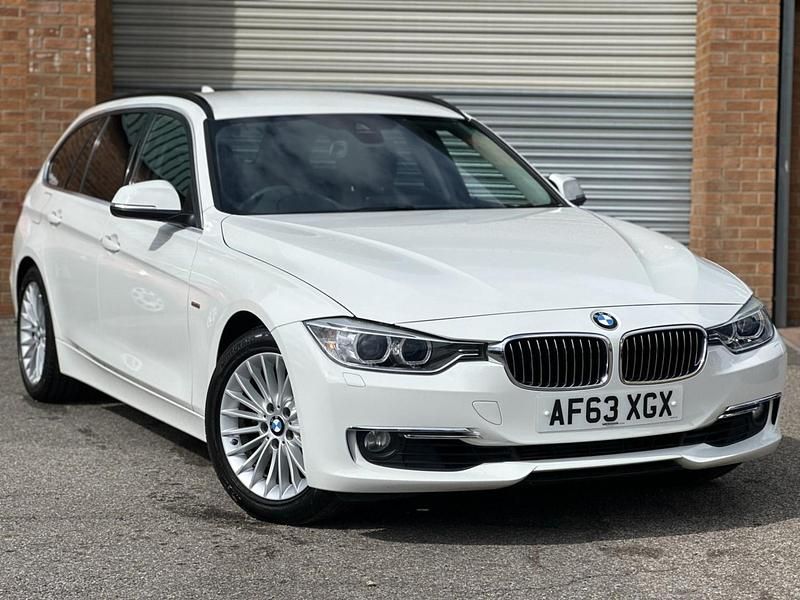 White Used 2025 BMW 320 Luxury Line Estate | £12,495 - Image 1/4