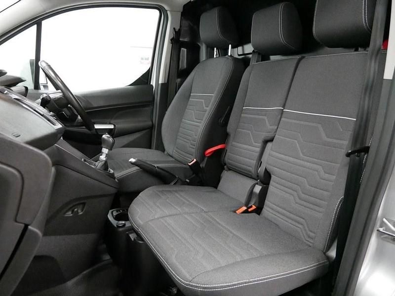 Used Ford Transit Connect Limited 120 HP (88 kW) 2017 Silver MPV