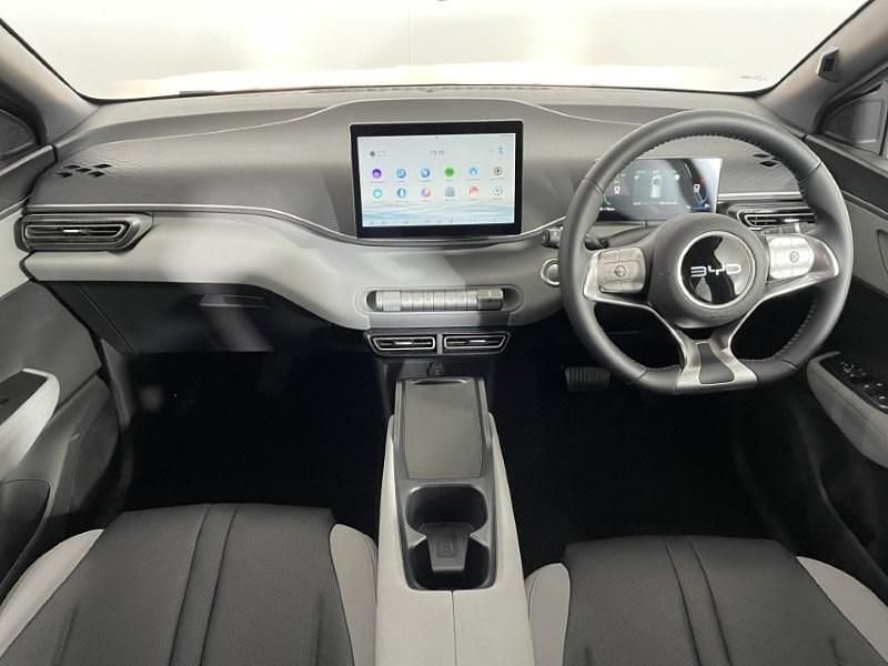 New BYD Dolphin Boost 64 kW (88 HP) 2025 White Hatchback