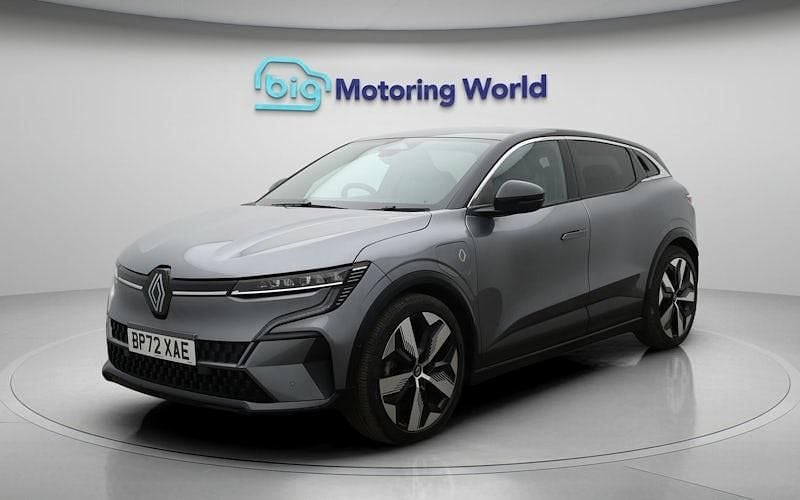 Used Renault Megane E-Tech Techno 160 kW (218 HP) 2023 Grey/black Hatchback
