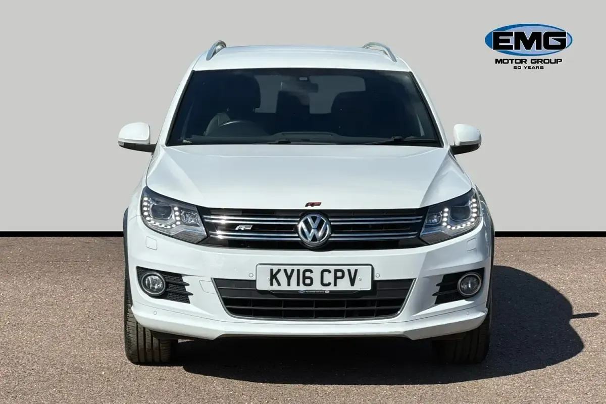 Usado VW Tiguan R-line Edition 150 HP (110 kW) 2016 Branco SUV