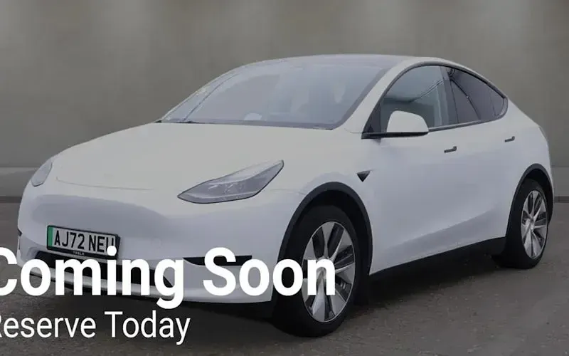 Used Tesla Model Y Standard Range 219 kW (299 HP) 2024 SUV