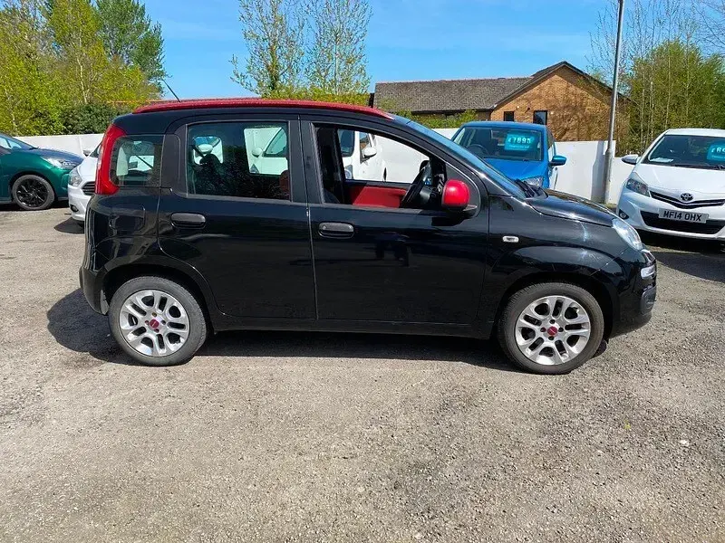 Used Fiat Panda Easy 69 HP (50 kW) 2015 Black Hatchback