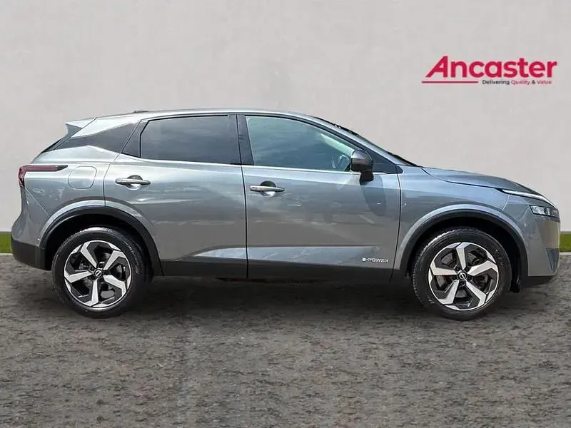 Used Nissan Qashqai N-Connecta 190 HP (139 kW) 2023 Grey SUV