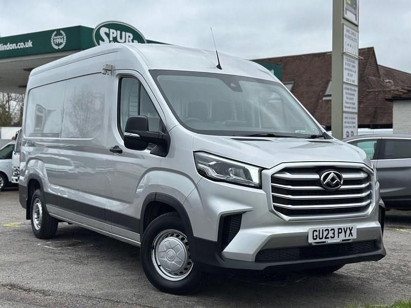 Used Maxus V90 163 HP (119 kW) 2023 Silver Van