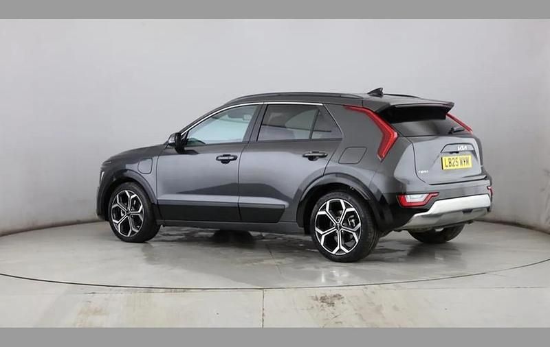 Used Kia Niro 168 HP (123 kW) 2025 Grey SUV