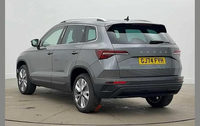 Used Skoda Karoq SE L 113 HP (83 kW) 2024 Graphite grey metallic SUV