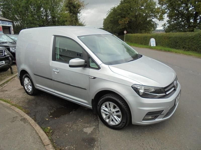 Used VW Caddy Highline 102 HP (75 kW) 2020 Silver MPV