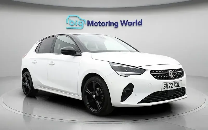 Used Vauxhall Corsa Edition 75 HP (55 kW) 2022 White Hatchback