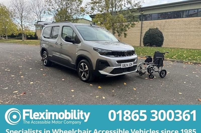 Used Peugeot Rifter Allure 131 HP (96 kW) 2024 Grey MPV