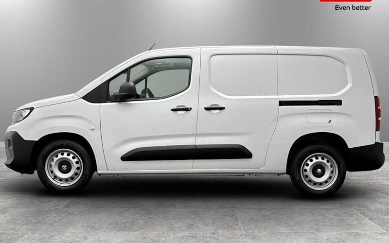 New Vauxhall Combo 102 HP (75 kW) 2025 MPV