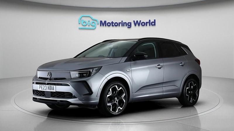 Used Vauxhall Grandland X Ultimate 130 HP (95 kW) 2023 Grey SUV