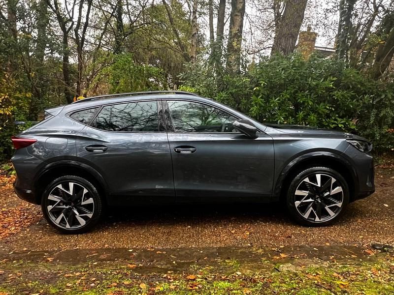 Begagnad Cupra Formentor 2024 Grå SUV
