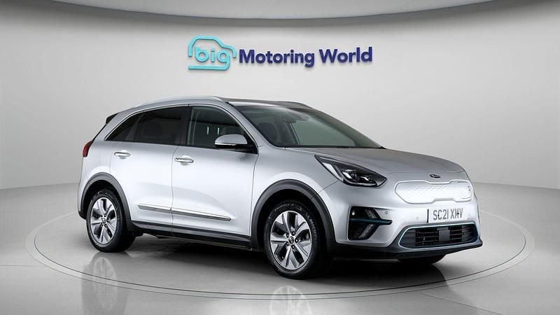 Used 2021 Kia e-Niro SUV | £17,200 (Super price) - Image 1/4
