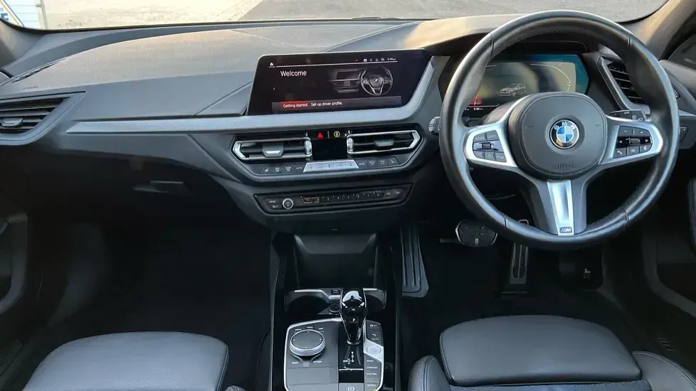 Used BMW 118 M Sport 136 HP (100 kW) 2023 Skyscraper grey metallic Hatchback