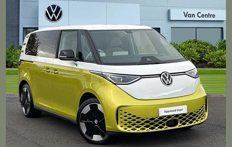 White Used 2024 VW ID. Buzz Pro MPV | £42,991 (Fair price) - Image 1/4