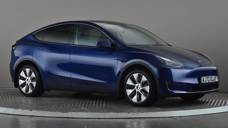 Blue Used 2022 Tesla Model Y Long Range AWD SUV | £23,477 (Fair price) - Image 1/3