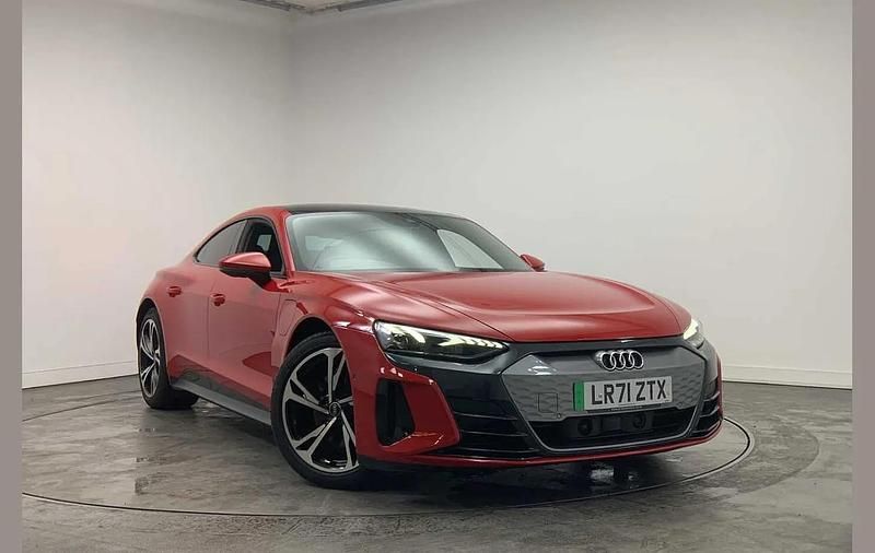 Used Audi e-tron GT quattro Comfort 384 kW (523 HP) 2021 Red Sedan