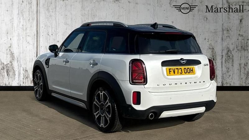 Usado Mini Cooper Countryman Exclusive 134 HP (98 kW) 2023 Branco SUV