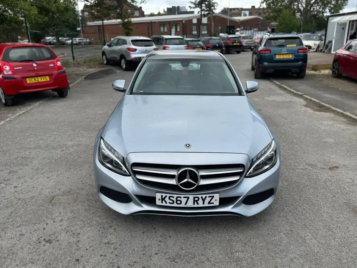 Used Mercedes C220 Premium 170 HP (125 kW) 2017 Silver Sedan