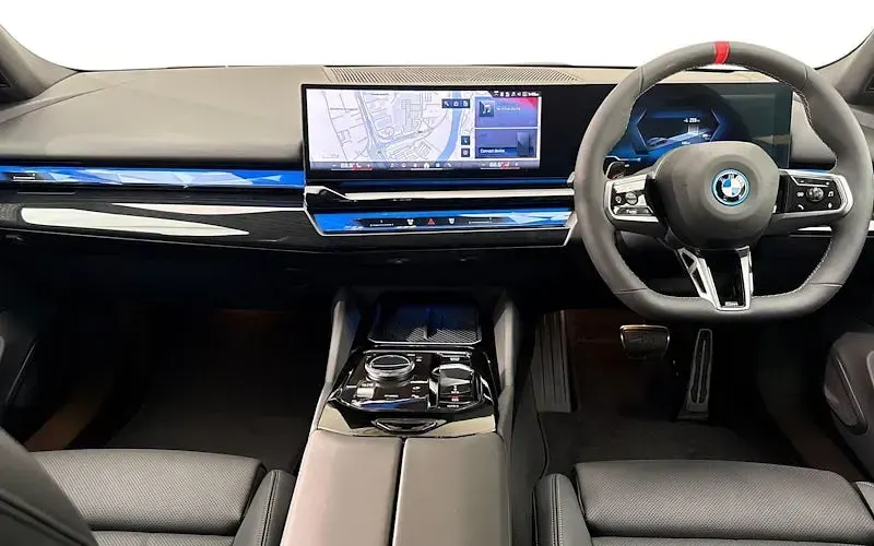 New BMW i5 442 kW (601 HP) 2026 Estate
