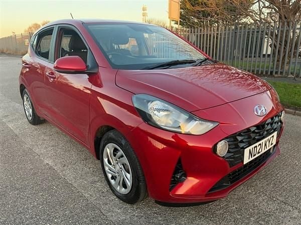 Red Used 2021 Hyundai i10 SE Hatchback | £11,295 (Fair price) - Image 1/4