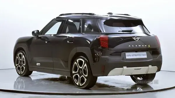 Used Mini Aceman Exclusive 160 kW (218 HP) 2024 Black SUV