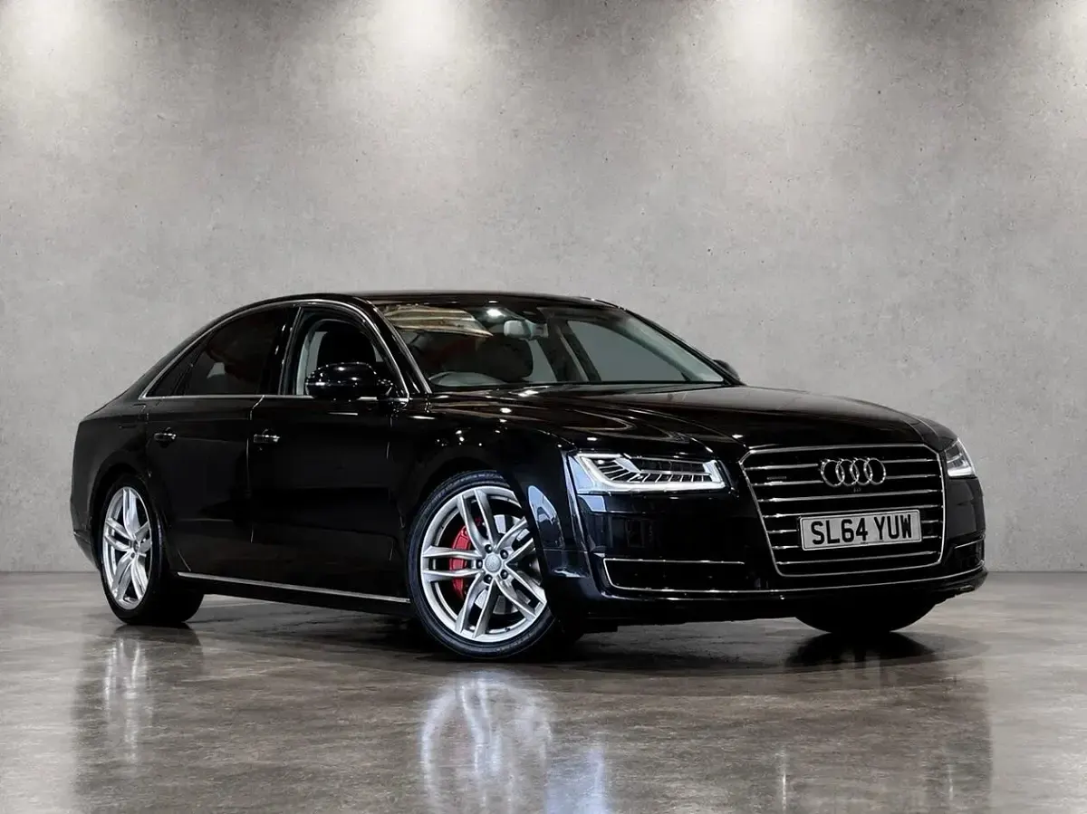 Used Audi A8 Sport 258 HP (189 kW) 2014 Sedan