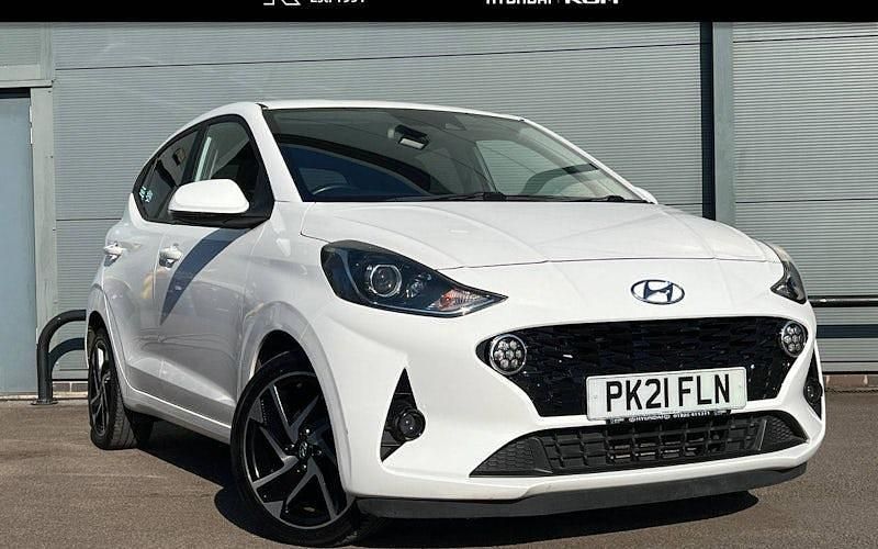 Used Hyundai i10 Premium 84 HP (61 kW) 2023 Hatchback