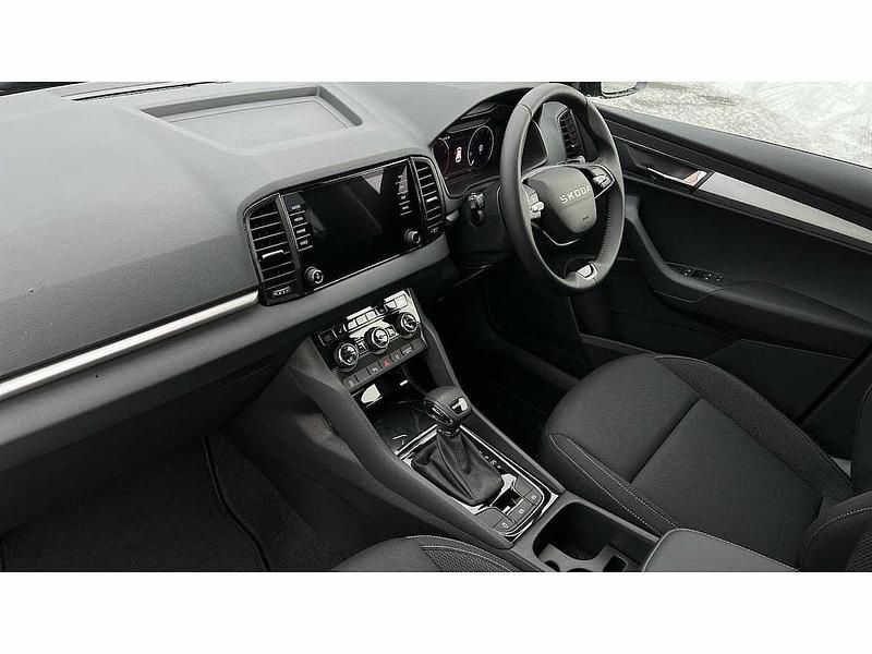 New Skoda Karoq SE 150 HP (110 kW) 2025 Black SUV
