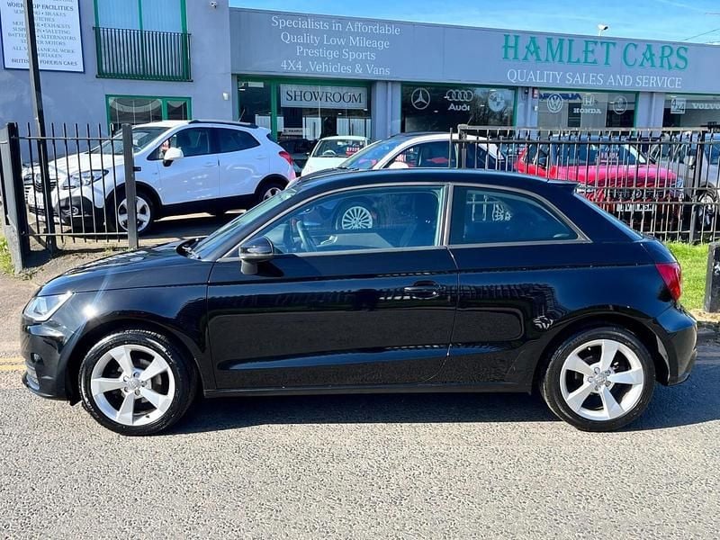 Used Audi A1 Sport 95 HP (69 kW) 2016 Black Hatchback