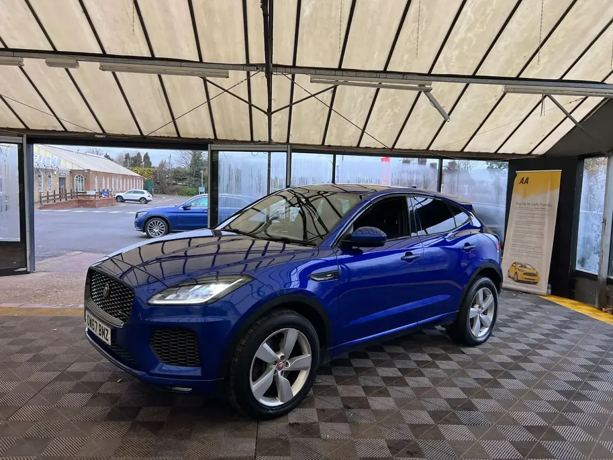 Used Jaguar E-Pace R-Dynamic 240 HP (176 kW) 2018 Blue SUV