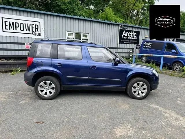 Used Skoda Yeti 105 HP (77 kW) 2011 Blue SUV