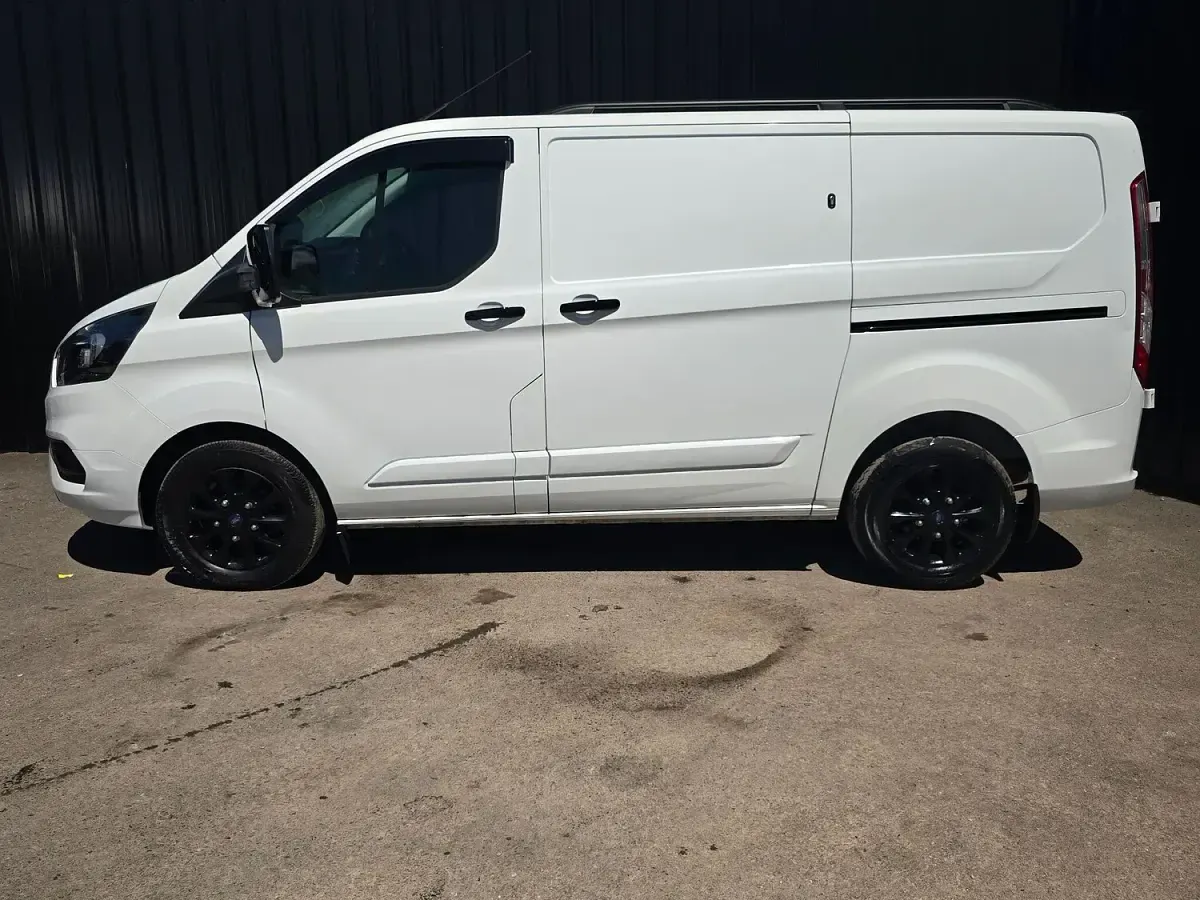 Used Ford Transit Custom S 130 HP (95 kW) 2022 White Van