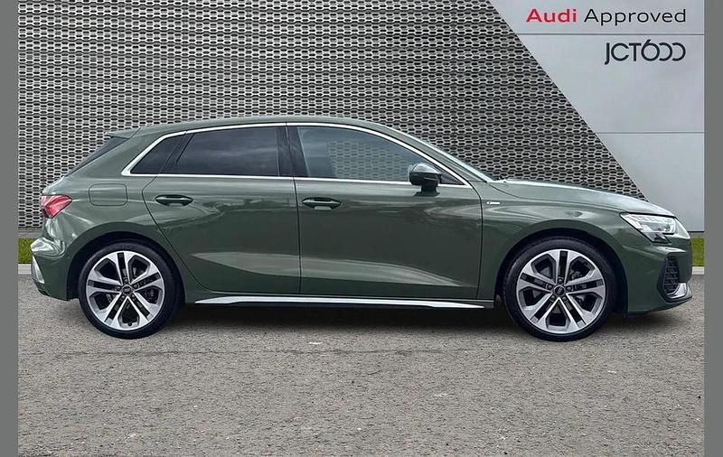 Used Audi A3 S-Line 147 HP (108 kW) 2025 Green Hatchback