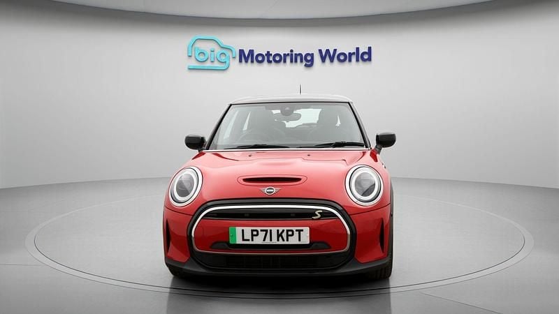 Used Mini Cooper SE Hatch 133 kW (181 HP) 2022 Hatchback