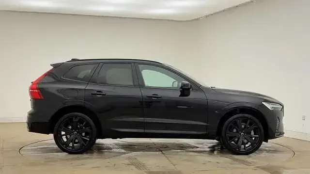 Used Volvo XC60 Ultra 247 HP (181 kW) 2025 Black SUV