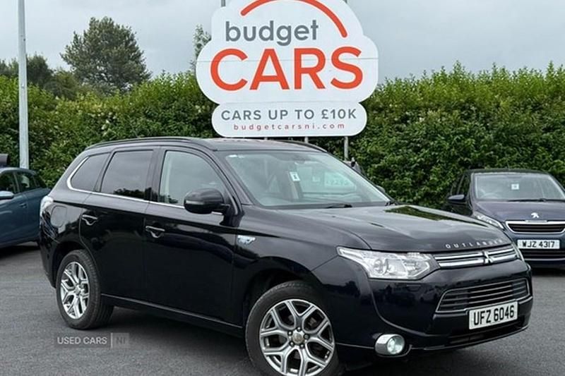 Black Used 2014 Mitsubishi Outlander P-HEV Estate | £8,495 (Fair price) - Image 1/1