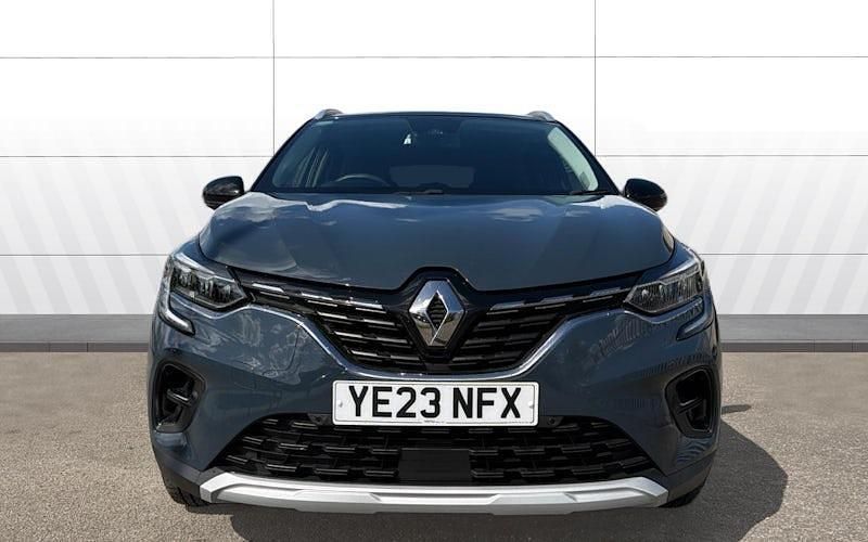 Second-hand Renault Captur Techno 143 CP (105 kW) 2024 SUV