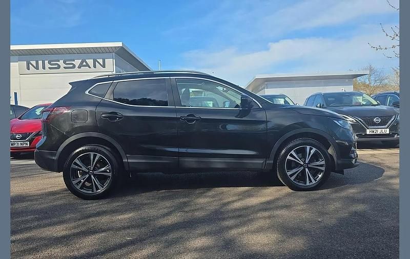 Used Nissan Qashqai N-Connecta 160 HP (117 kW) 2020 Black SUV