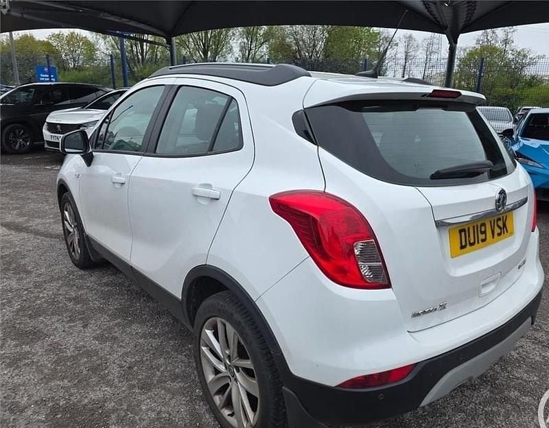 Used Vauxhall Mokka X Design Edition 140 HP (102 kW) 2019 Summit white SUV