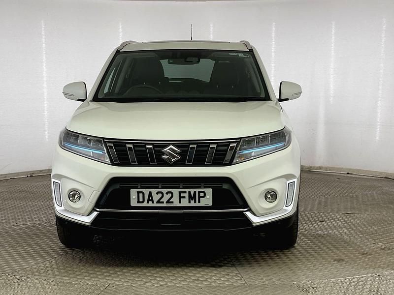 Used Suzuki Vitara SZ5 115 HP (84 kW) 2022 White SUV