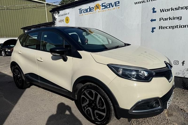 Cream Used 2014 Renault Captur Dynamique SUV | £4,995 (Fair price) - Image 1/1