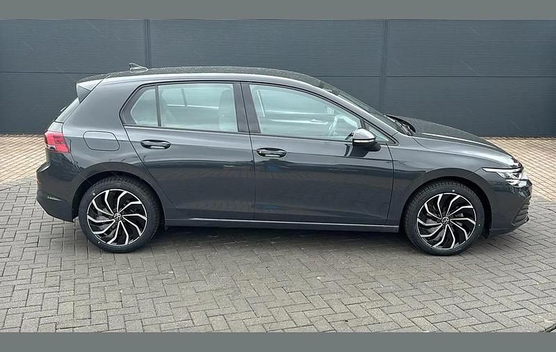 Used VW Golf VIII Life 128 HP (94 kW) 2023 Grey Hatchback