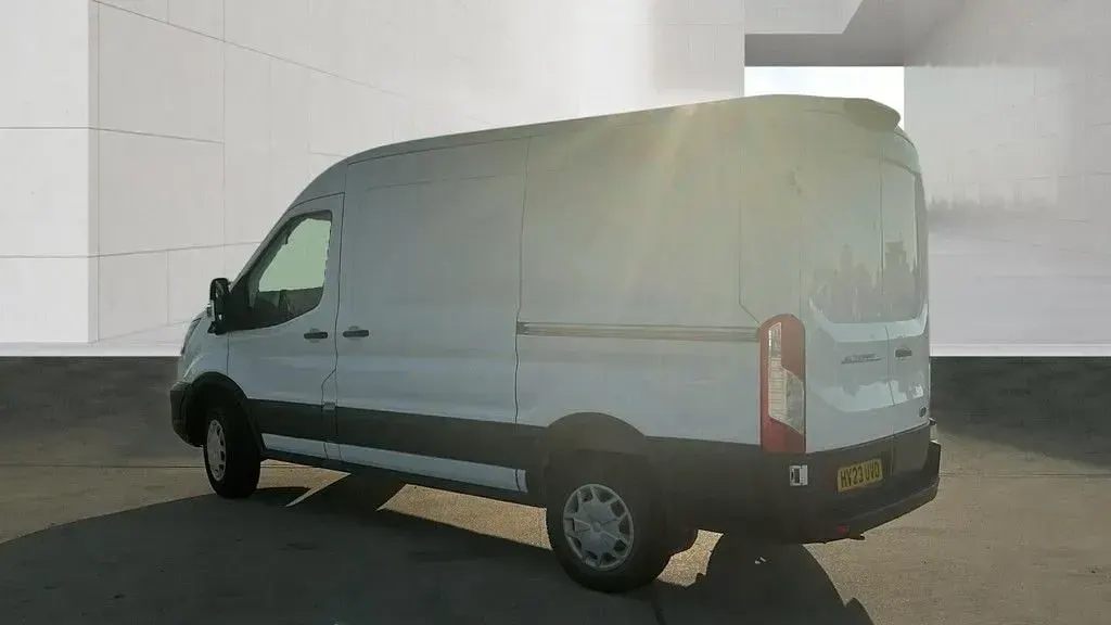 Used Ford E-Transit Trend 197 kW (269 HP) 2023 White Van