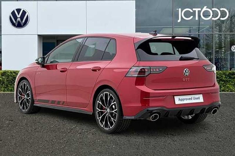 Used VW Golf VIII GTI Clubsport 300 HP (220 kW) 2025 Red Hatchback