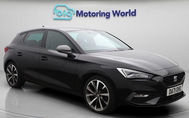 Used 2023 Seat Leon FR Sport Hatchback | £17,800 (Fair price) - Image 1/4