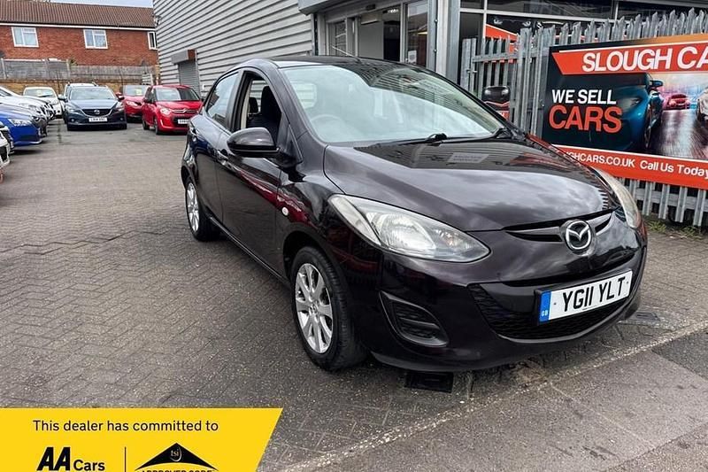Maroon Used 2011 Mazda 2 Hatchback | £3,295 (Good price) - Image 1/1